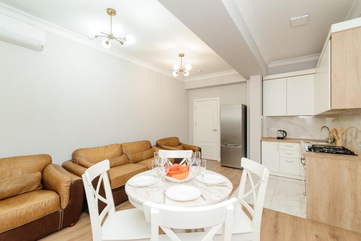 Circ & Rentmi Apartment
